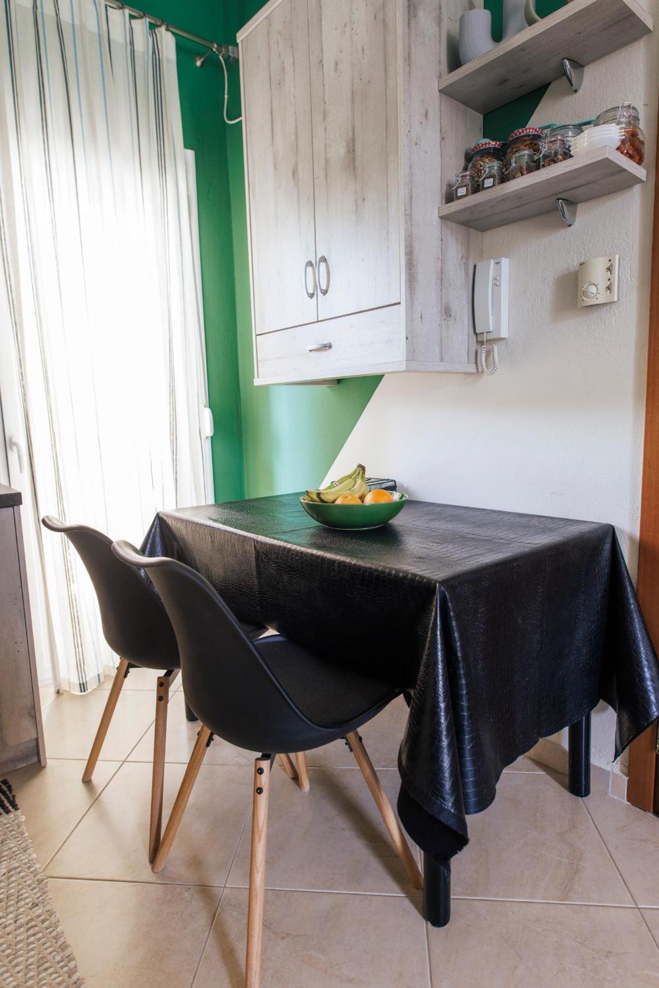 Cozy Anastasia Apartment *